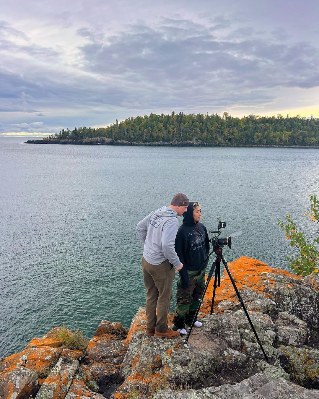 video crew on clif in north shore
