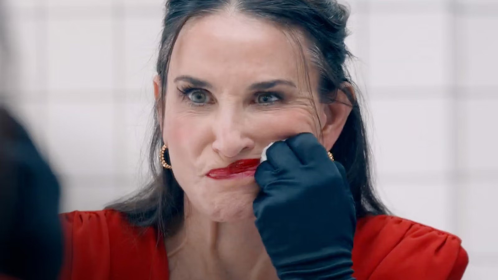 Demi Moore in a gold gown, in the Golden Globes 2025 recap